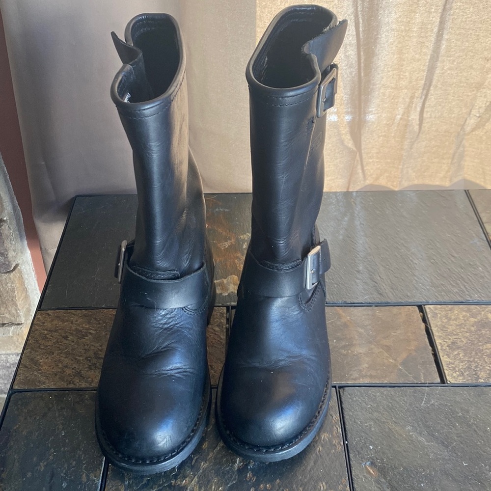 Size 7 Women’s Xelement motorcycle boots